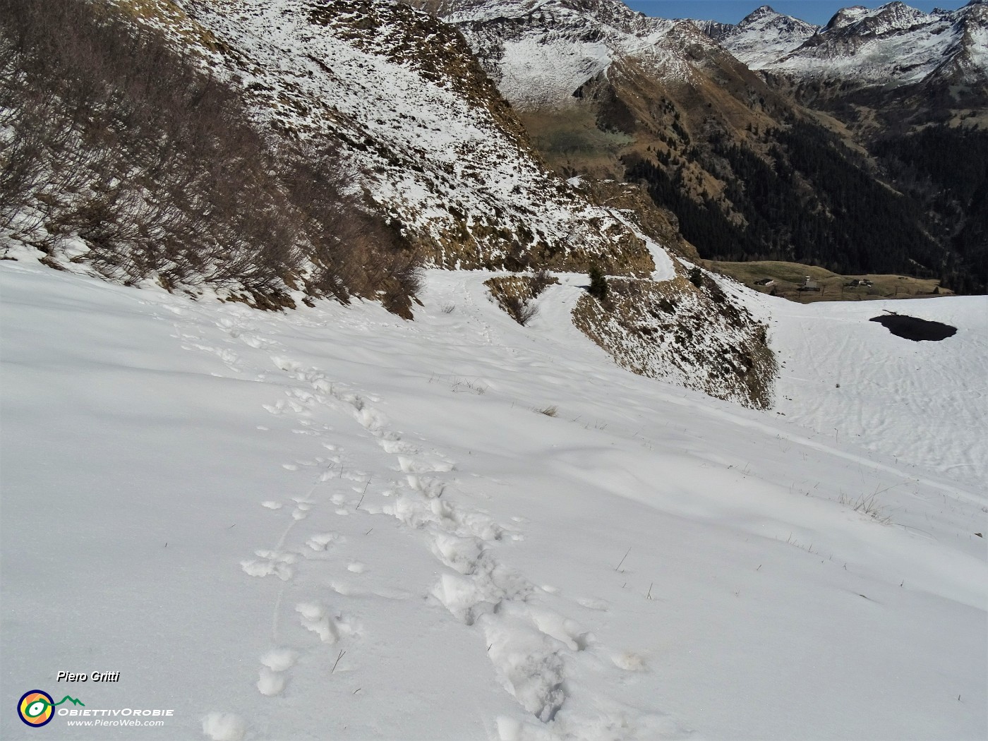 21 Scendo con attenzione nel Vallone dei Sessi appena salito.JPG